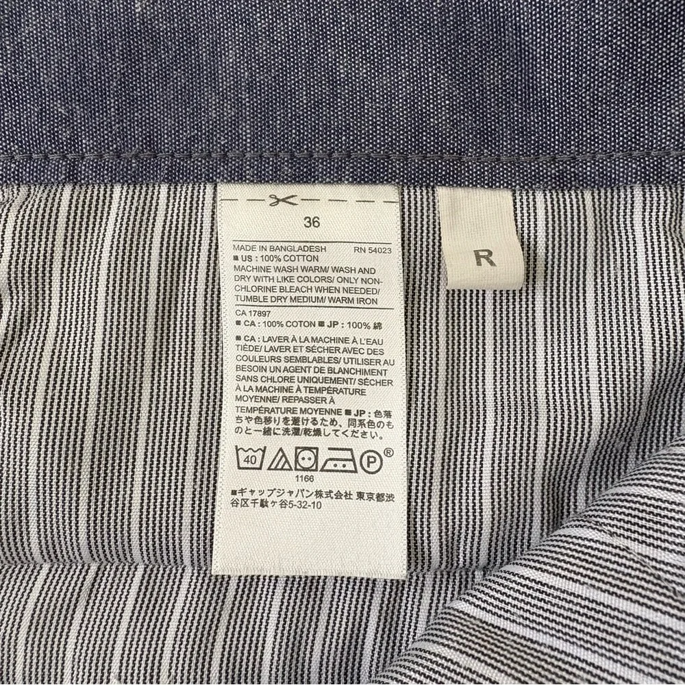 Banana Republic Men’s  Navy Blue Flat Front Shorts